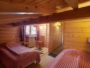 4 bedrooms - Cozy chalet for 9 in La Clusaz with private parking (La Clusaz)