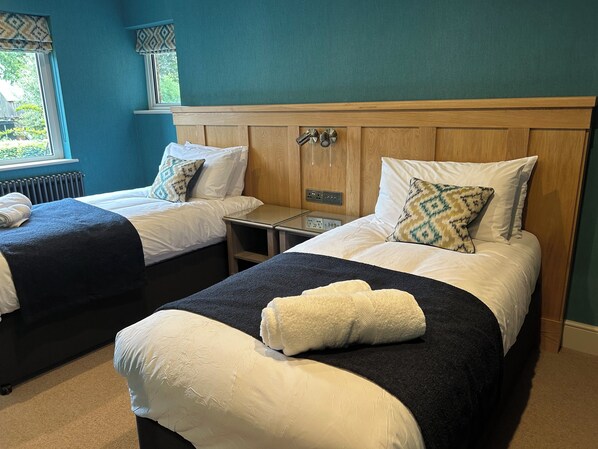 Standard Double or Twin Room | Desk, iron/ironing board, free WiFi - Redstones Hotel (Appleby-in-Westmorland)