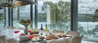 Historic Manor that sleeps 20 with Sauna, Hot tub, Spa facilities, Games room, library,  cinema room