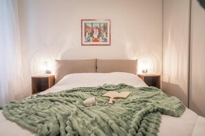1 habitación, tabla de planchar con plancha, wifi gratis y ropa de cama 