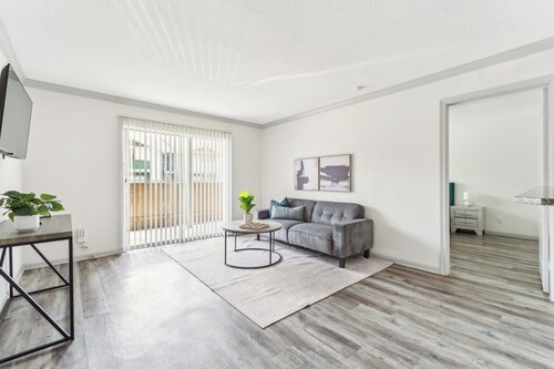 Reserve 2105 I Spacious 1 Bed 1 Bath