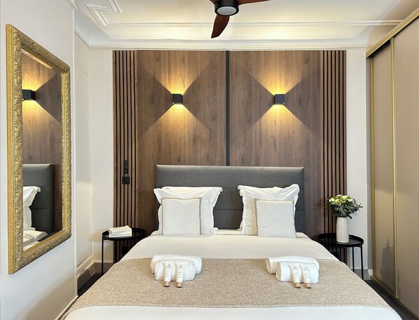 Superior Apartment, Courtyard View