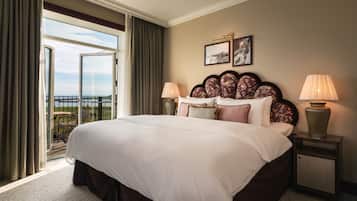 Chambre Double Deluxe, balcon, vue océan | Literie hypoallergénique, minibar, coffres-forts dans les chambres