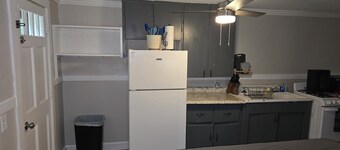 Tiny Home with AC and WiFi in lovely Ludlow