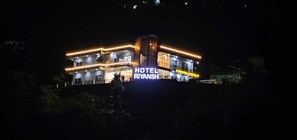 Front of property - Hotel Riyansh  (Ukhimath)