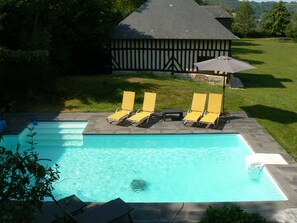Pool - Propriété au calme : 2 maisons d'habitation 1 maison avec salle de cinéma & jeux (Le Mesnil-sur-Blangy)