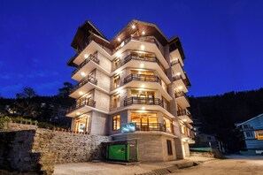 واجهة المنشأة