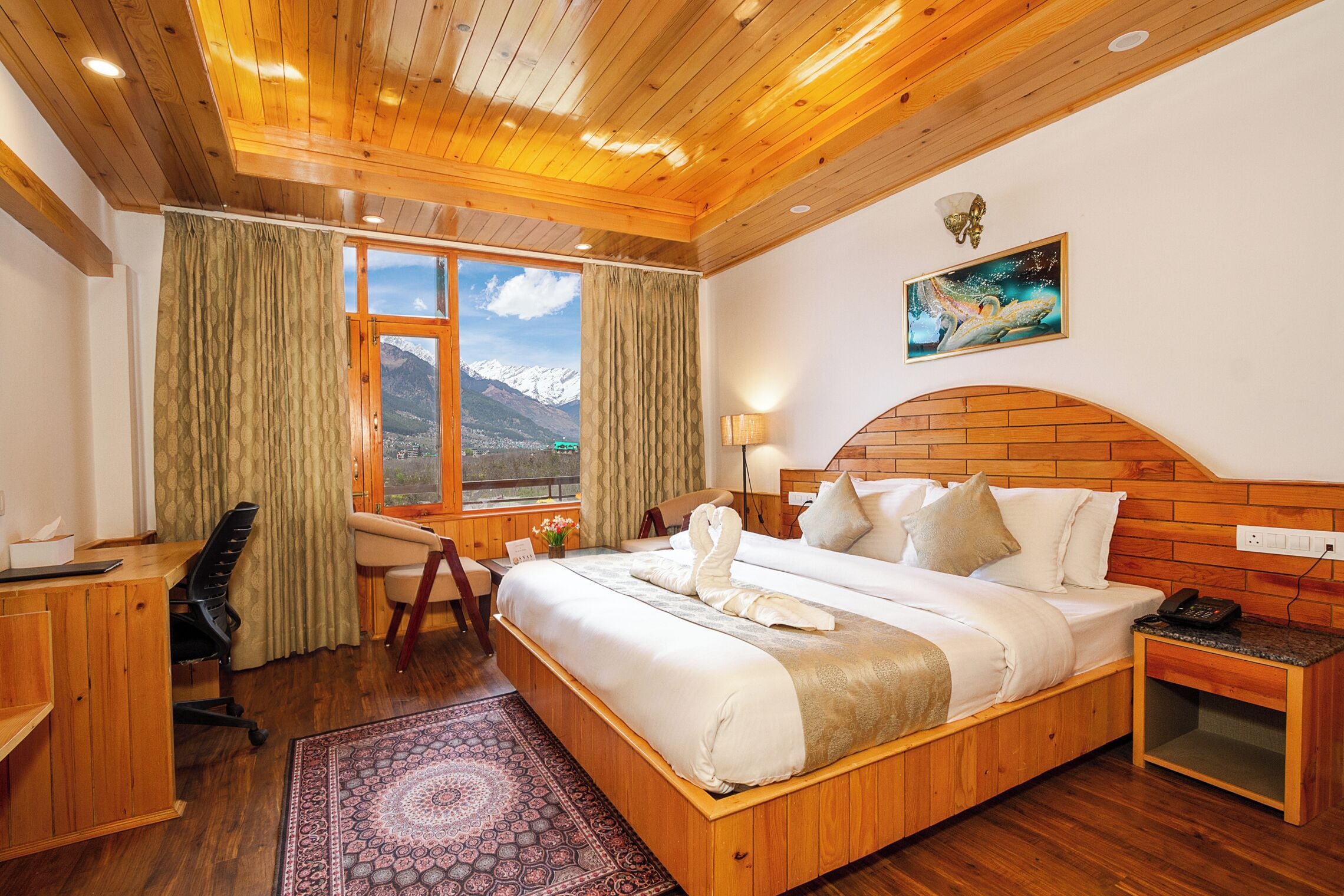 Premium Room with Balcony & Mountain View | Egyptian cotton sheets, premium bedding, down comforters