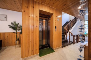 Interior detail - Hotel SNAS Retreat Manali (Manali)