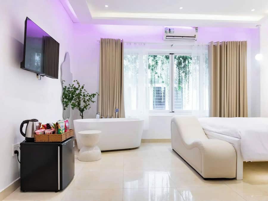 Individually decorated, individually furnished, desk, laptop workspace