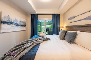 1 Schlafzimmer, Schreibtisch, Bügeleisen/Bügelbrett, Reisekinderbett