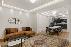 Interior detail - Elegant 5bdrm Townhouse in Camden (London)