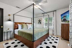 4 habitaciones, tabla de planchar con plancha, cuna de viaje y wifi 