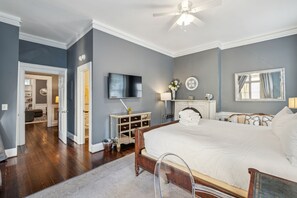 2 Schlafzimmer, Bügeleisen/Bügelbrett, WLAN, Bettwäsche
