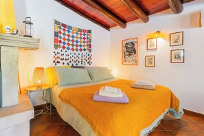 1 soverom, skrivebord, wi-fi og sengetøy