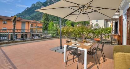 Boutique Terrace Apartment In The Center