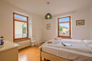 2 quartos, Wi-Fi de cortesia, roupa de cama