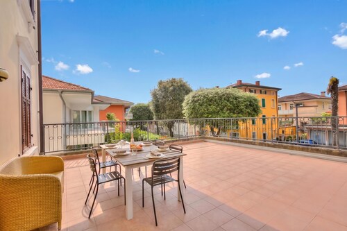 Boutique Terrace Apartment In The Center