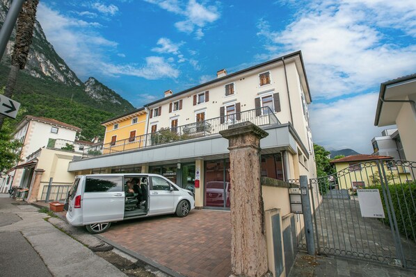 Exterior - Boutique Terrace Apartment In The Center (Riva del Garda)