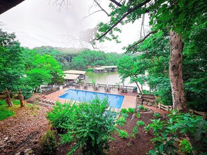 Indoor pool - Treetop House in Forest 3BD/3BA/Deck/Pools/Grill/Dock-Sleeps 8PP (Village of Four Seasons)