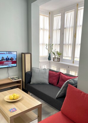 Smart TV, books