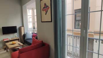 Una Smart TV, libros