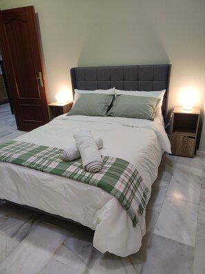 2 chambres, bureau, fer et planche Ă repasser, Wi-Fi gratuit