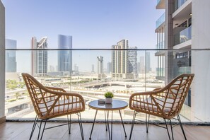 Deluxe Studio, Balcony, City View | Balkoni