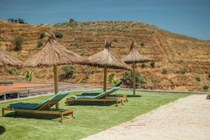 Outdoor pool - Portugals Infinity Eco Suite Resort (Tavira)