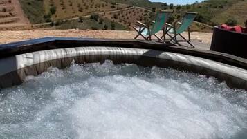 Chalet, Mountain View | Private spa tub