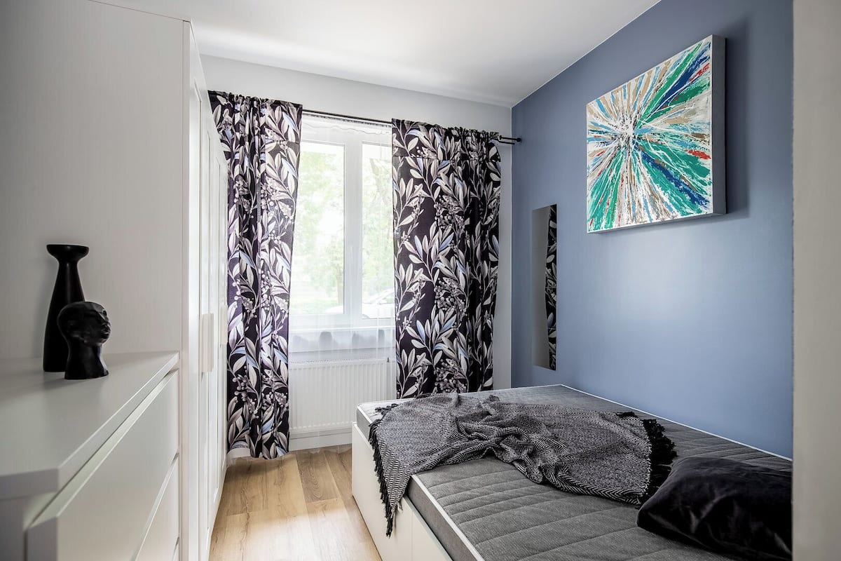 Apartment | Laptop workspace, iron/ironing board, free WiFi