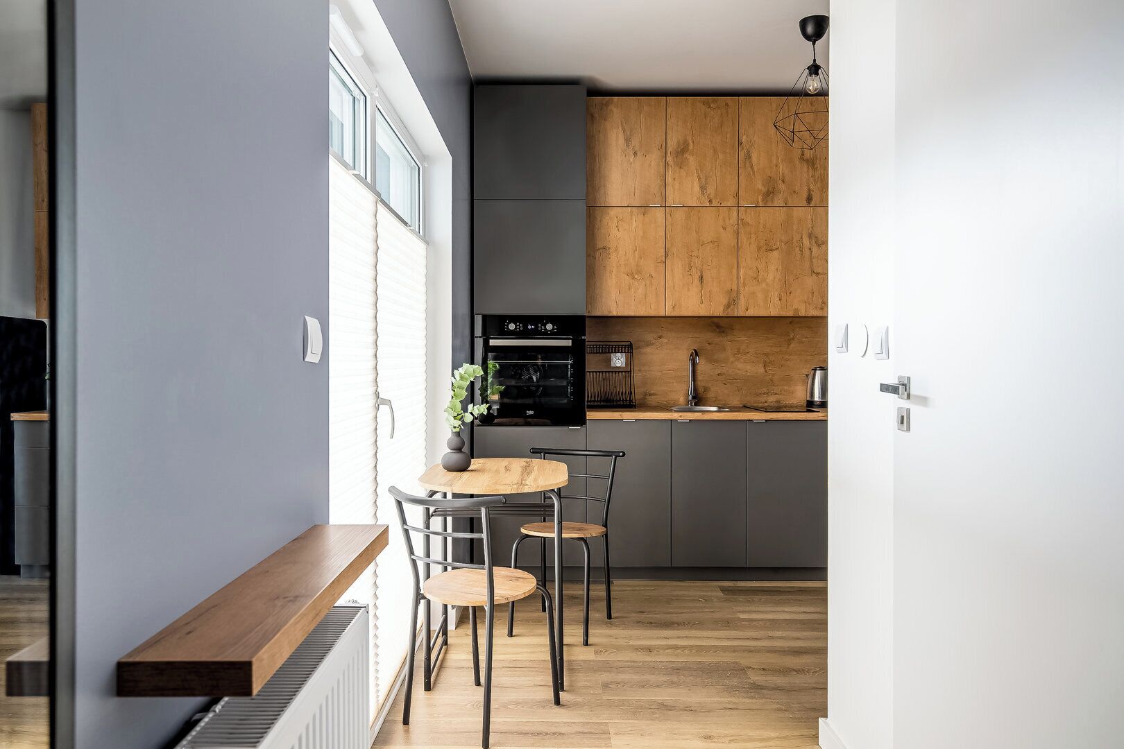 Apartment | Private kitchen | Mini-fridge, microwave, stovetop, electric kettle