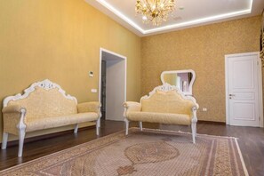 Apartment, 2 Bedrooms, Balcony, City View | Premium bedding, minibar, in-room safe, individually decorated - Seven Gates Hotel (Baku)