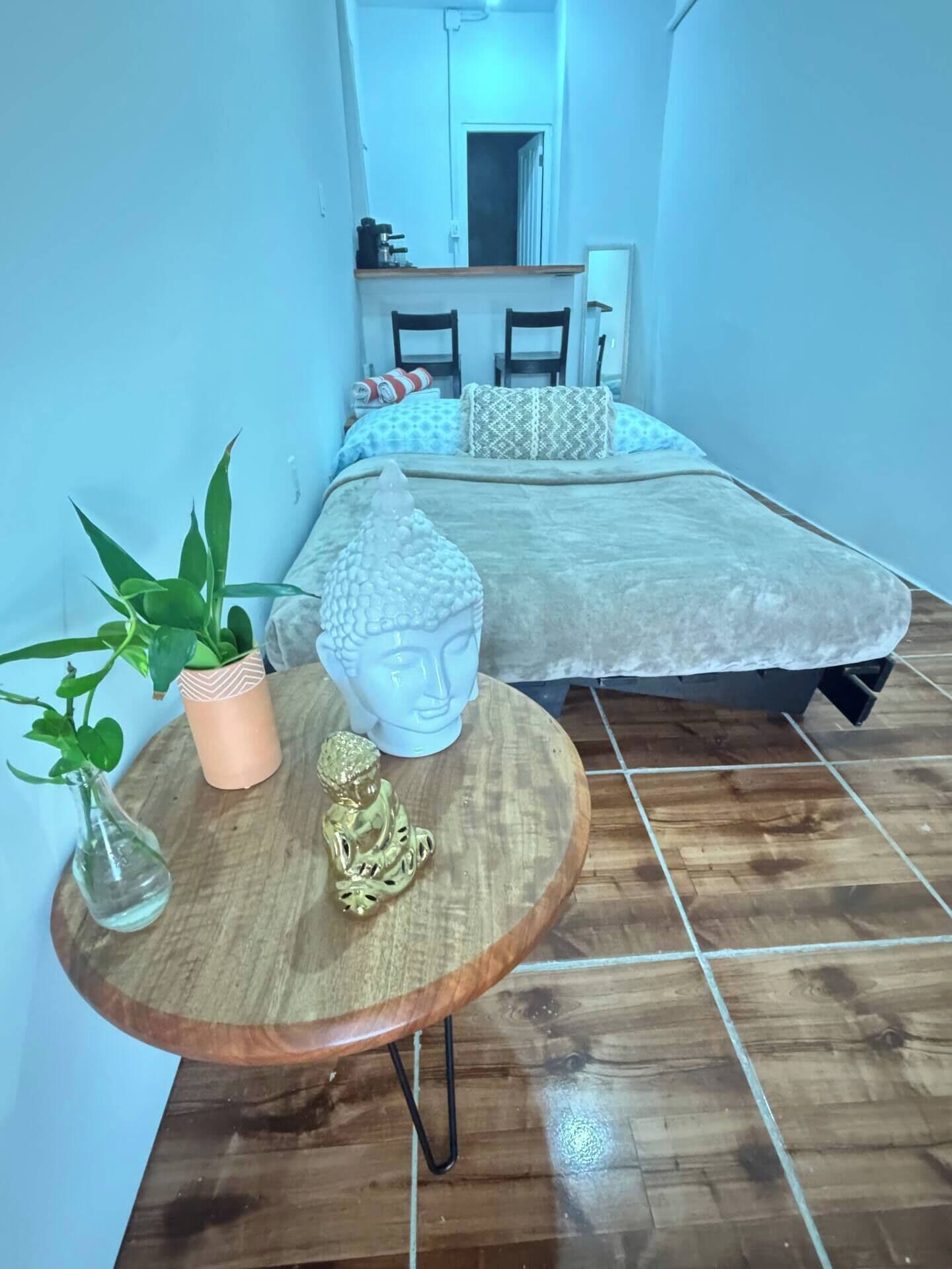 1 dormitorio, wifi gratis, ropa de cama y accesible en silla de ruedas