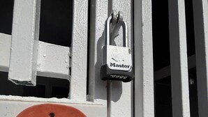 Unclassified image, 4 of 21, button - Salo Casa Verde Studio (San Juan)