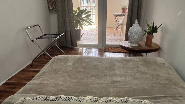 1 bedroom, travel crib, WiFi (free), bed sheets