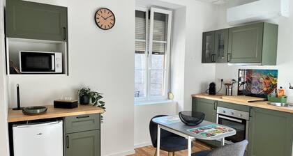 La cigogne rĂȘveuse 1 - F1 climatisĂ©