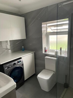 Casa, 1 habitación, fumadores, balcón | Lavandería