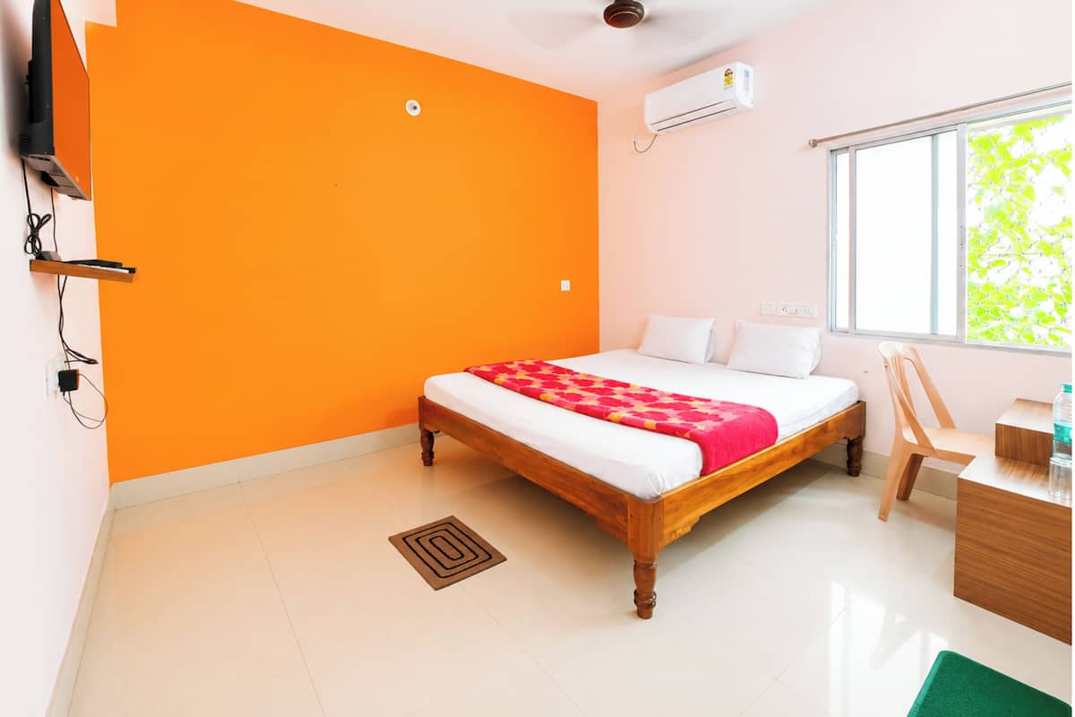 Deluxe Double Room, Air conditioning | View from room