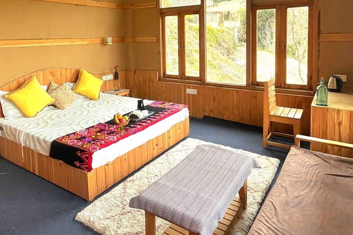 Deluxe Room, Garden View | 1 bedroom, free WiFi