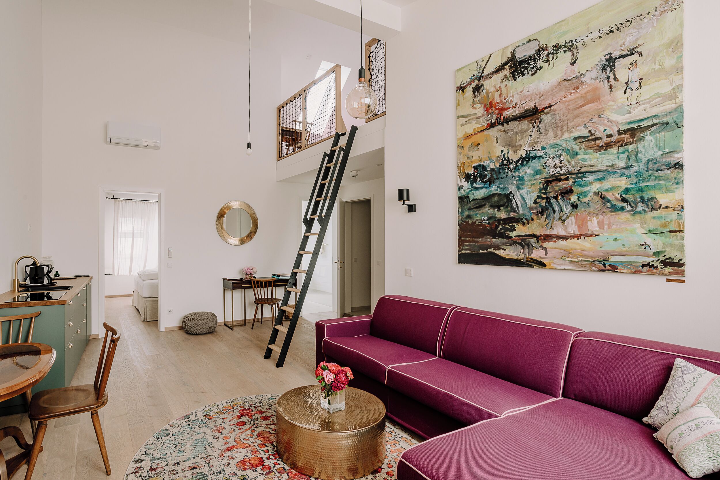 Loft luxueux, vue sur la ville | Coffre-fort, rideaux d’obscurcissement, système d’insonorisation