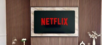 Luxury House in Glasgow – Stylish Comfort with Garden Views and Private parking