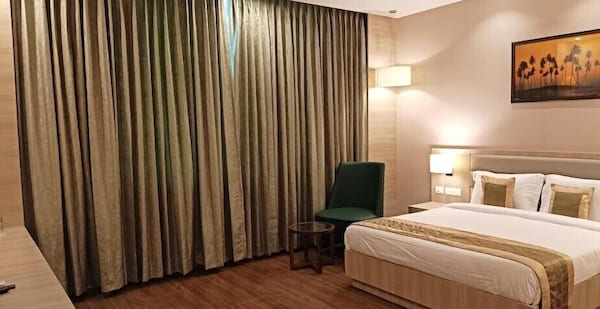 Goa Country Club By Pearl Near Udyog Vihar Yashobhoomi - Delhi