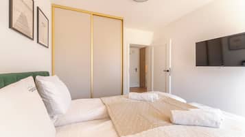 Apartment, Kitchenette | 1 bedroom, iron/ironing board, free WiFi