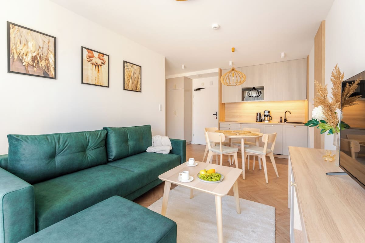 Apartment, Kitchenette | 1 bedroom, iron/ironing board, free WiFi