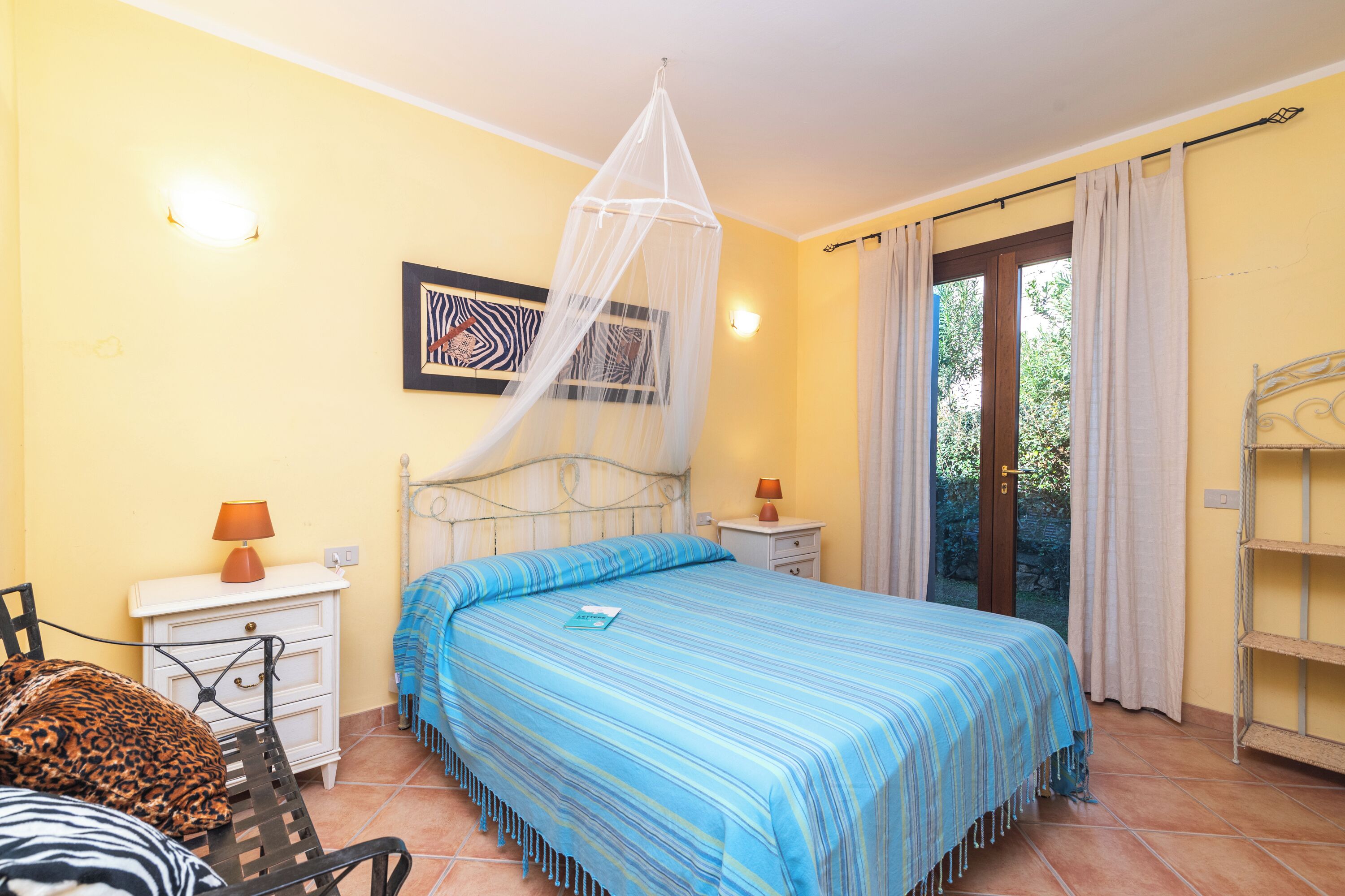 Familieleilighet, flere soverom, 2 bad (Il Borgo C8 700m From The Beach) | 2 soverom, wi-fi (inkludert) og sengetøy