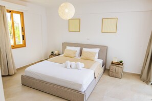 4 chambres, fer et planche à repasser, Wi-Fi, literie fournie