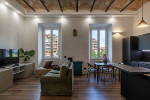 TV - Aurelia 235 (Rome)
