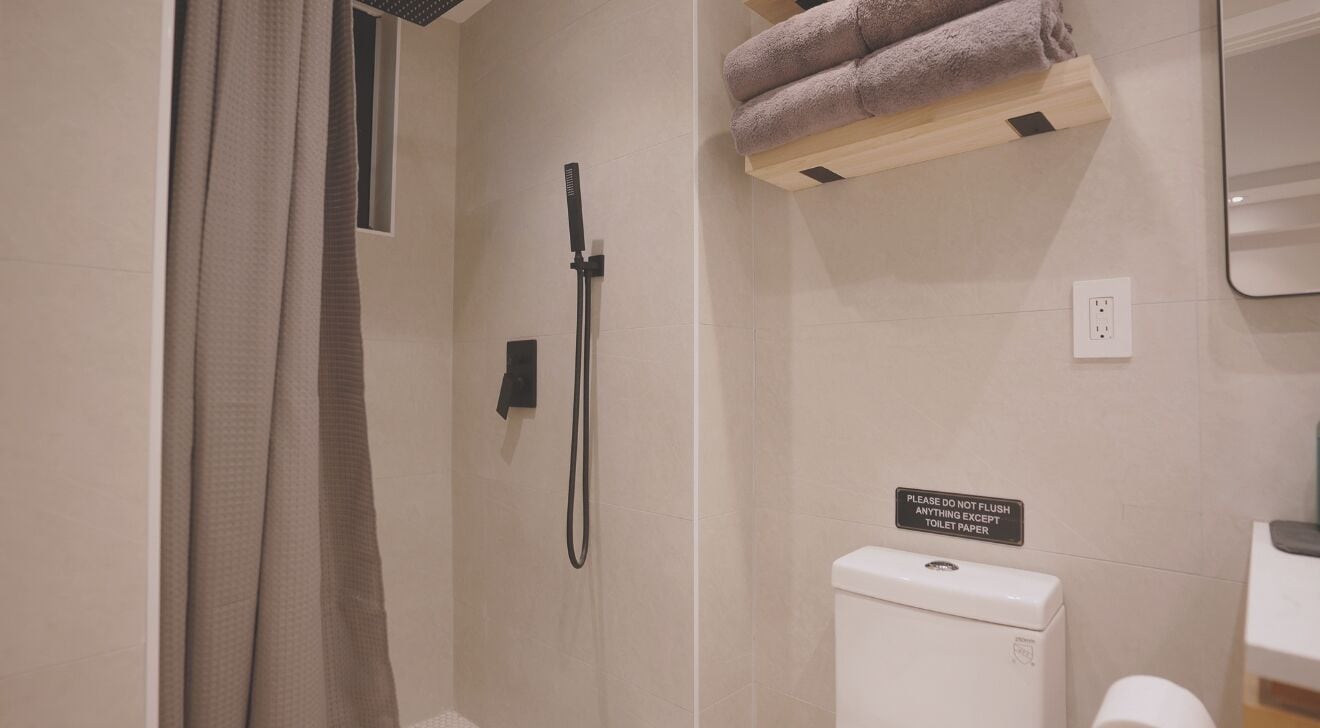 Photo - The Walk-Up Waikiki Beach