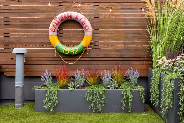 Stylish House Roof Garden Shoreditch - London, UK